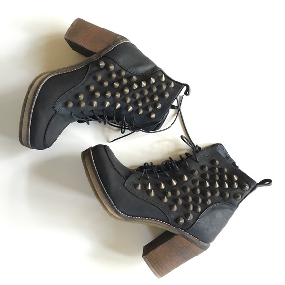 TBA spiked boots - Picture 1 of 6